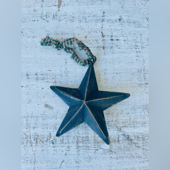 *Hanging Metal Primitive Stars With Gingham Hanger 3.75” Set of Three - Picture 17 of 17